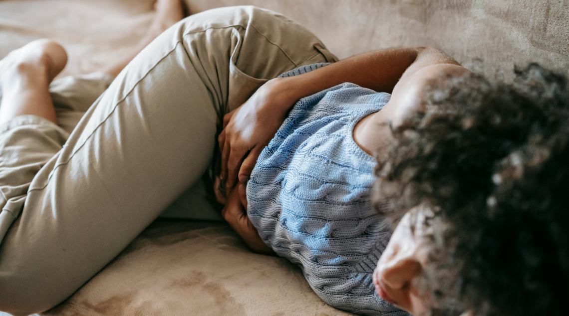 Come gestire i fastidi intestinali dovuti ai viaggi: soluzioni e prodotti efficaci
