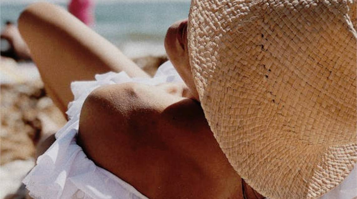 La skincare di fine estate: come riparare i danni del sole in modo efficace