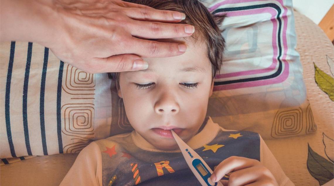 Ritorno a scuola e malanni invernali: come cavarsela?
